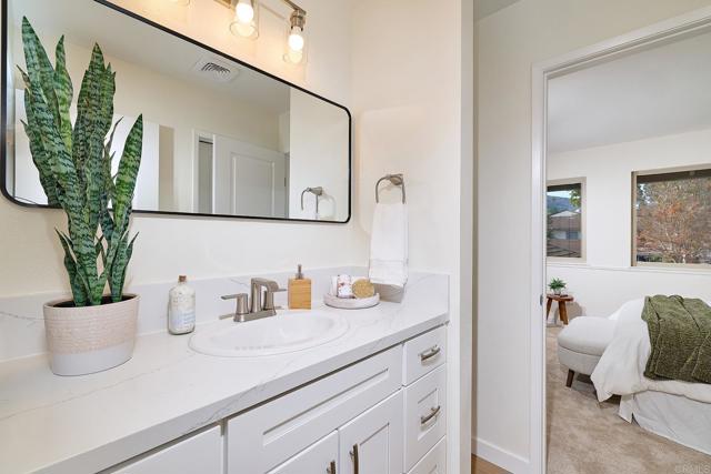 Detail Gallery Image 20 of 39 For 11364 Poblado Rd, San Diego,  CA 92127 - 2 Beds | 1/1 Baths