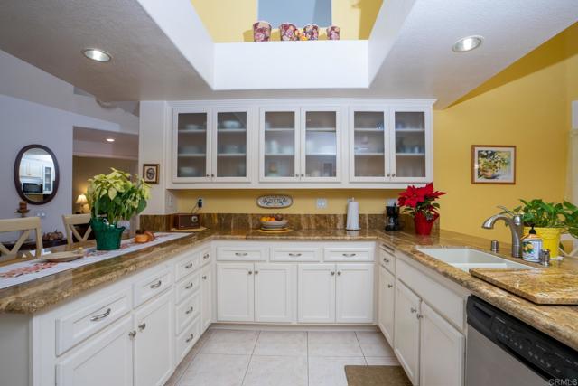 Detail Gallery Image 12 of 36 For 2807 Manzanita View Rd, Alpine,  CA 91901 - 3 Beds | 2 Baths