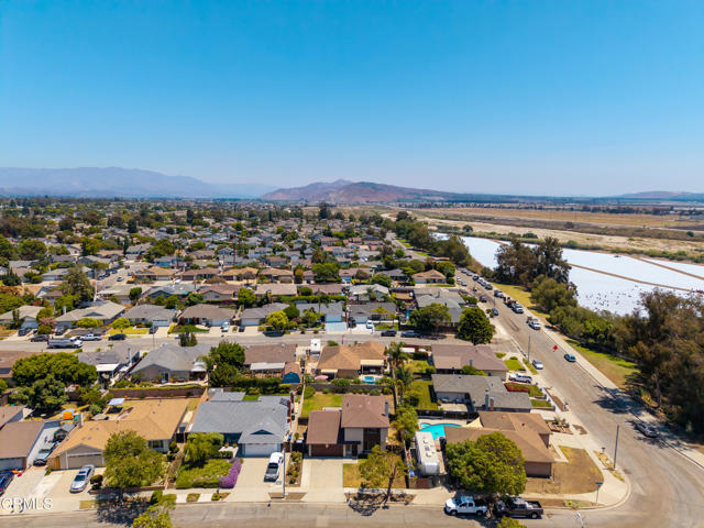 Detail Gallery Image 1 of 36 For 1848 Savannah Ave, Ventura,  CA 93004 - 4 Beds | 2 Baths