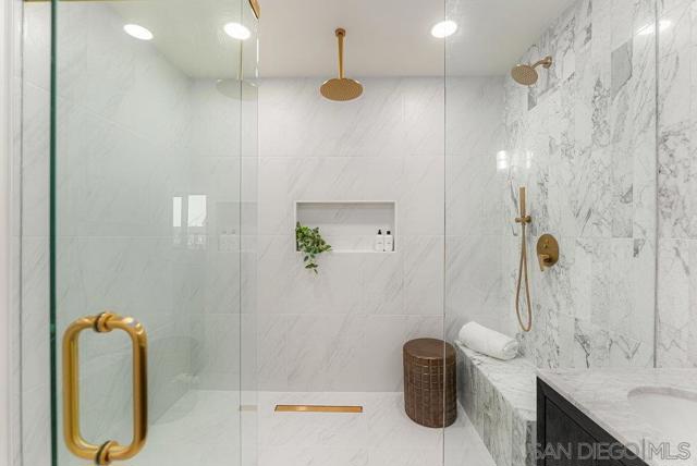 1663 Puterbaugh St, San Diego CA: https://media.crmls.org/mediaz/aa5dd640-8af9-4123-a3c6-cb68b9374232.jpg
