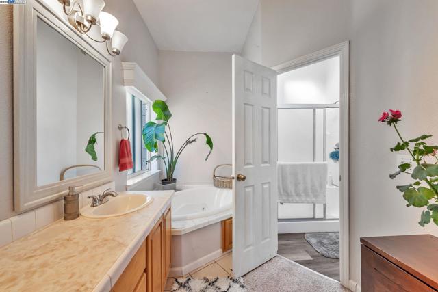 3698 Braden Road, Camino CA: https://media.crmls.org/mediaz/aa5f8a7c-1ba1-40a3-9c21-e49436a018e1.jpg
