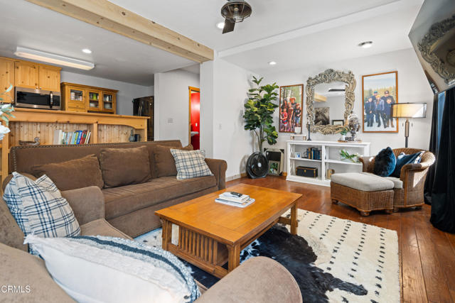 54186 Road 432, Bass Lake CA: https://media.crmls.org/mediaz/aa5fde97-7553-4376-a040-7330771bca2a.jpg