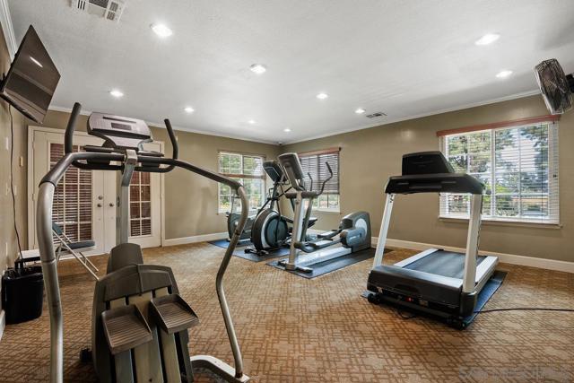 15048 Avenida Venusto, San Diego CA: https://media.crmls.org/mediaz/aa60b80b-2b7b-4b42-8cf3-c8346d7ee377.jpg