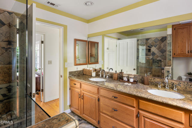 394 S Bonnie Avenue, Pasadena CA: https://media.crmls.org/mediaz/aa616d95-8aa5-4214-ae2d-fb00e11548f0.jpg