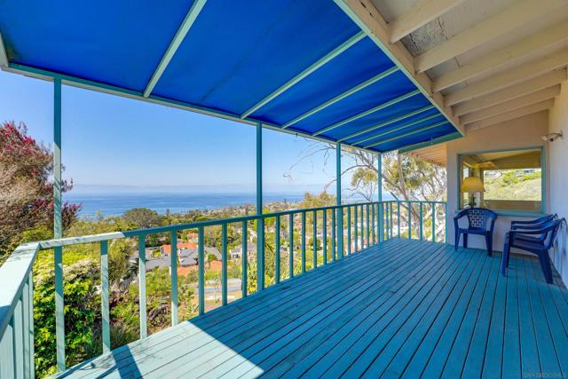 5995 La Jolla Corona Dr., La Jolla CA: https://media.crmls.org/mediaz/aa63dfcf-e74e-41a7-b4df-7331125107b3.jpg