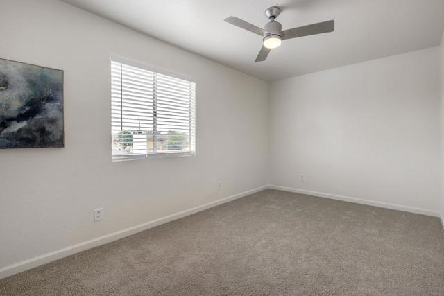 1415 17 Flag Ln, El Cajon CA: https://media.crmls.org/mediaz/aa641bed-db1c-4412-bc66-46dc58a51e77.jpg