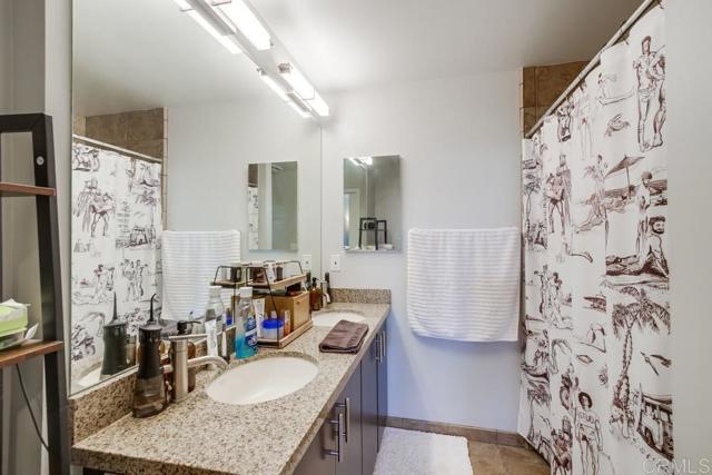 3740 Park Boulevard, San Diego CA: https://media.crmls.org/mediaz/aa648180-e446-47ae-af7f-792671671ac7.jpg