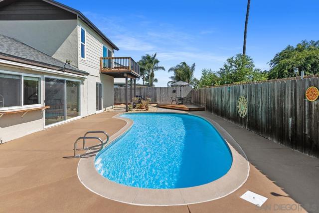 1454 Lantana Avenue, Chula Vista CA: https://media.crmls.org/mediaz/aa64c753-4713-47e2-8327-2b6c2b847abd.jpg