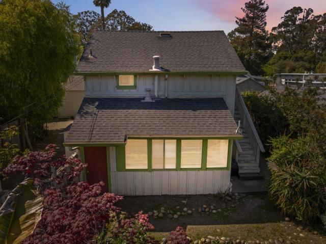 399 13th Avenue, Santa Cruz CA: https://media.crmls.org/mediaz/aa65001e-2361-4128-abc0-5093258447e8.jpg