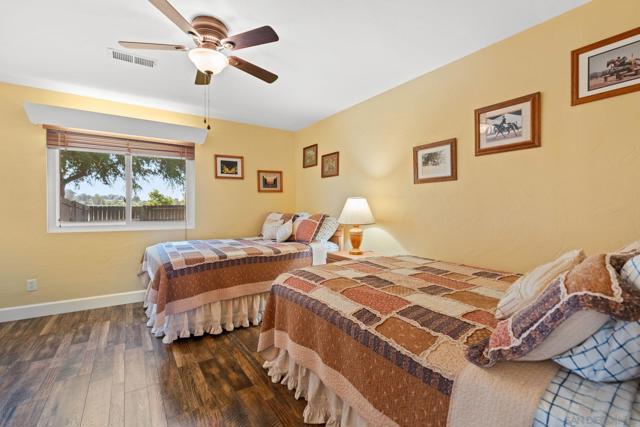 744 W Haverford Rd, Ramona CA: https://media.crmls.org/mediaz/aa650436-e9e1-44c2-b6ca-0ee4c371ad62.jpg