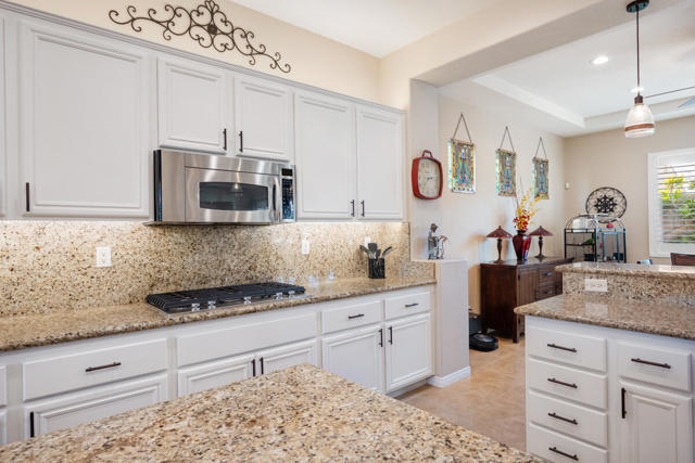 44755 Via Rosa Trail, La Quinta CA: https://media.crmls.org/mediaz/aa66fd44-1fc4-4786-ba9b-78bf62a58152.jpg