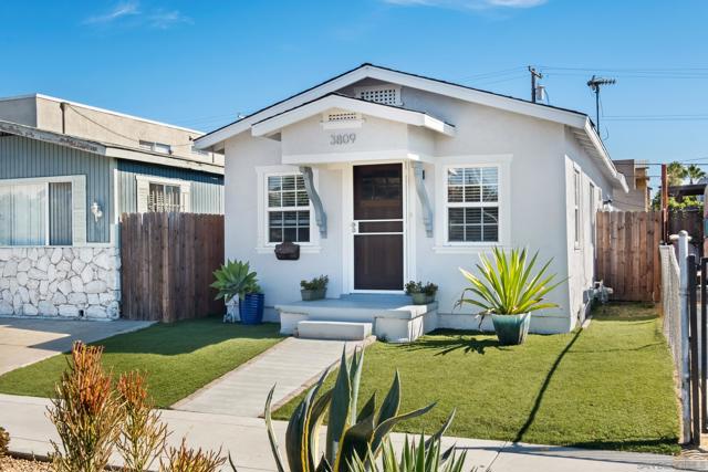 3809 Van Dyke Ave, San Diego CA: https://media.crmls.org/mediaz/aa66fe06-6eb4-48de-aacf-b41a6b83c230.jpg