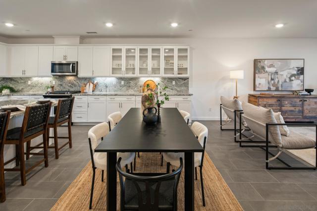 2779 VIA ALTA PL, San Diego CA: https://media.crmls.org/mediaz/aa677579-781a-4ccf-a307-9837329da678.jpg