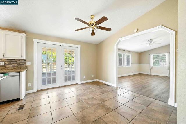 1950 Tule Ln, Knightsen CA: https://media.crmls.org/mediaz/aa6811f3-2e4e-44f6-b559-a6ac6e17a365.jpg