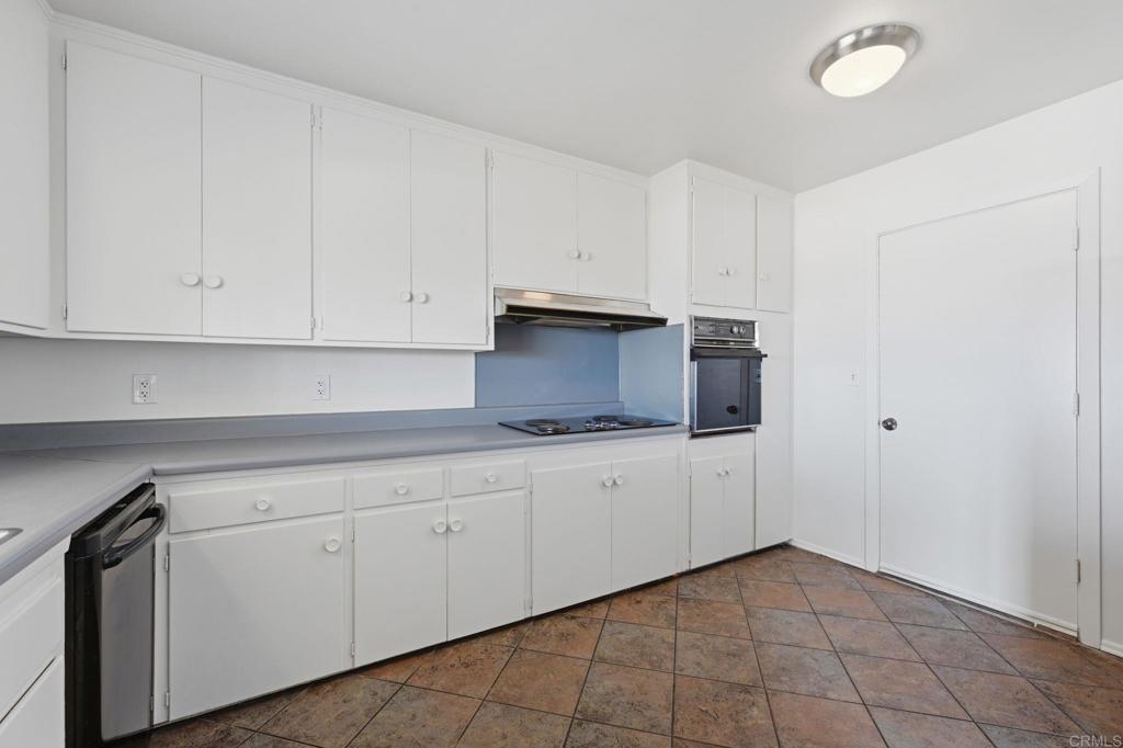 5561 Drover Street - photo 17