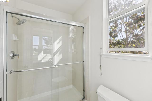 Image 32 of 49 For 548 Gabriel Ct