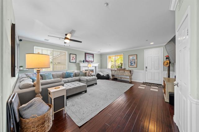 1312 Summer Ct, Vista CA: https://media.crmls.org/mediaz/aa6b1fe0-6216-4411-be58-0848c76af9b9.jpg