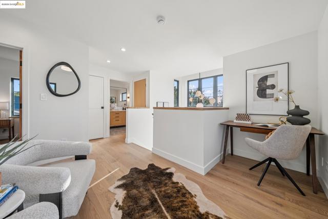 1516 Blake St, Berkeley CA: https://media.crmls.org/mediaz/aa6c0692-2565-4701-a6b0-b8902e6df227.jpg