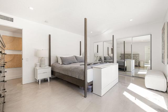 1055 E Louise Drive, Palm Springs, CA 92262