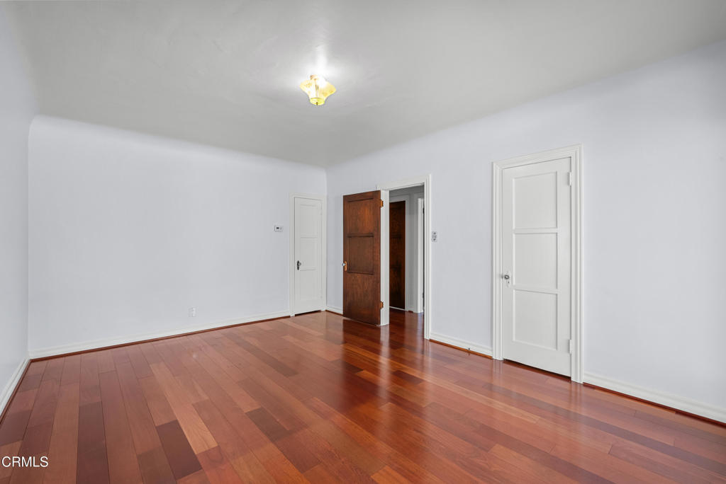 1521 N Columbus Avenue Glendale img 2