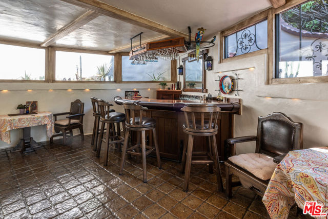 769 Bonita Drive, South Pasadena CA: https://media.crmls.org/mediaz/aa6d161d-c5e7-48b6-a8f7-4e6b440a926f.jpg