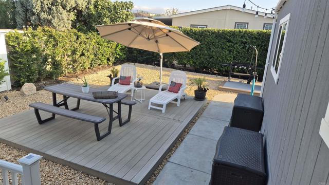 21434 Tumbleweed Way, Saugus CA: https://media.crmls.org/mediaz/aa6ec4d4-7225-4519-9414-9e02bf3a0398.jpg