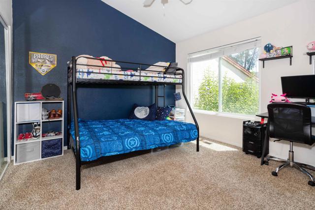15656 Davis Cup Lane, Ramona CA: https://media.crmls.org/mediaz/aa6fb472-62ab-4b9e-91c1-80495027c965.jpg