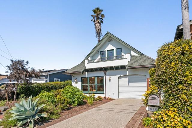 910 Pelton Avenue, Santa Cruz CA: https://media.crmls.org/mediaz/aa71dfe7-b250-4dde-a4b4-9369adcc812f.jpg