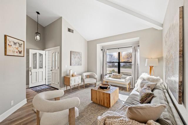 229 Marvilla Circle, Pacifica CA: https://media.crmls.org/mediaz/aa721bd6-067f-4e59-a87e-e8637425c059.jpg