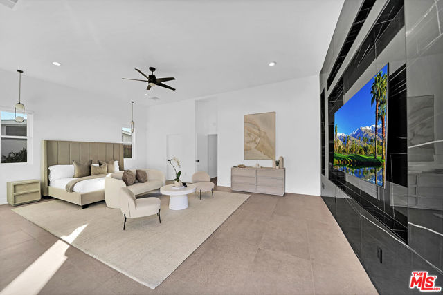 456 E Sonora Road, Palm Springs CA: https://media.crmls.org/mediaz/aa729f2e-ad29-46d6-86bc-6eb82064cb3b.jpg