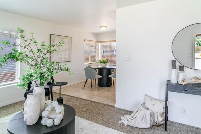260 E St, Chula Vista CA: https://media.crmls.org/mediaz/aa72c74d-5f6a-4f43-9d3f-313b6081495c.jpg