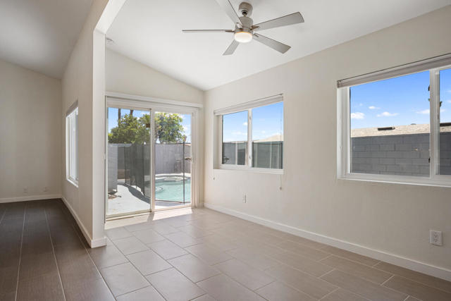 43135 Tennessee Avenue, Palm Desert CA: https://media.crmls.org/mediaz/aa73a76b-8a37-4b55-8e07-b7488d0e02a3.jpg