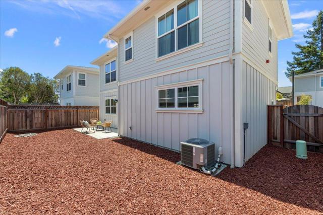 14 Staggi Court, Soquel CA: https://media.crmls.org/mediaz/aa746ff6-44a3-4024-9ee2-b14fb15720cb.jpg