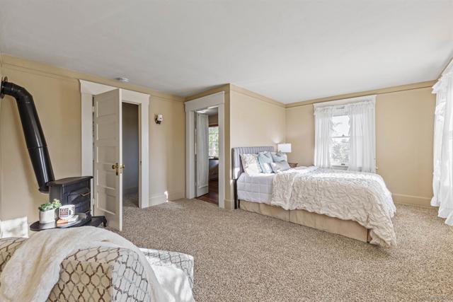 4229 Saint James Place, San Diego CA: https://media.crmls.org/mediaz/aa760d46-16a8-4039-83f8-5458cdbe05b5.jpg
