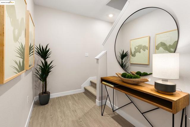 28976 Parkwood Lane, Hayward CA: https://media.crmls.org/mediaz/aa761abc-0205-40a3-882a-eb7d7cadce03.jpg