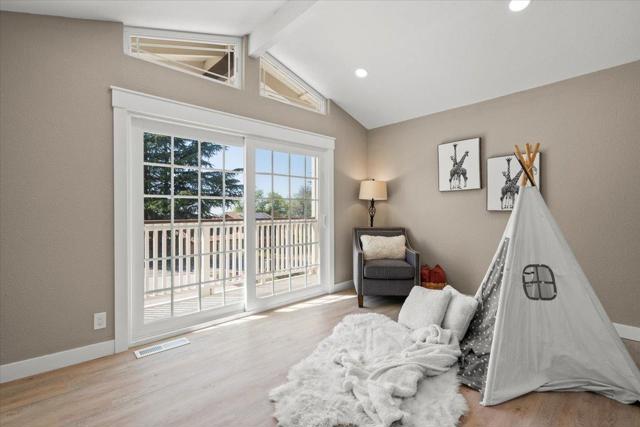 16385 Jackson Oaks Drive, Morgan Hill CA: https://media.crmls.org/mediaz/aa77c459-8b19-4407-89a1-44ac3c359485.jpg