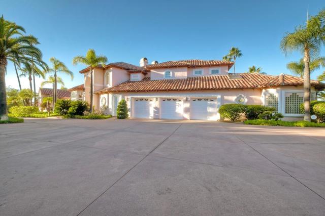 13455 Old Winery Road, Poway CA: https://media.crmls.org/mediaz/aa77eb4b-e2ba-4dc0-bebb-d0801a84a235.jpg