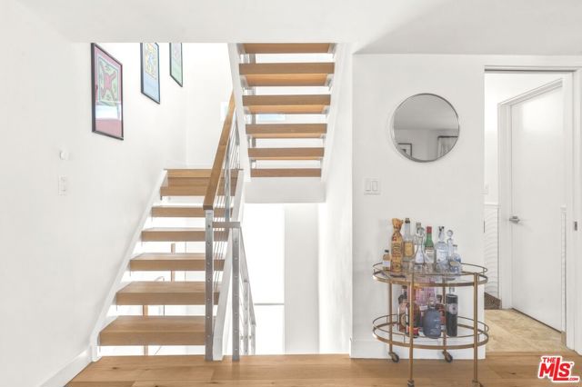 3501 Esplanade, Marina del Rey CA: https://media.crmls.org/mediaz/aa789075-52a1-4355-854b-4527d0788357.jpg