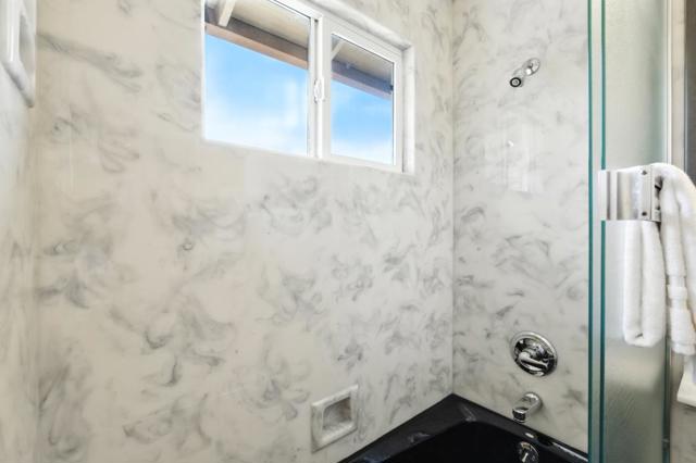 1627 El Verano Way, Belmont CA: https://media.crmls.org/mediaz/aa78b358-4313-4efd-b66e-03fb3def3137.jpg