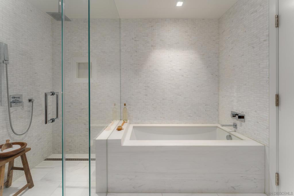 888 E Street - photo 17