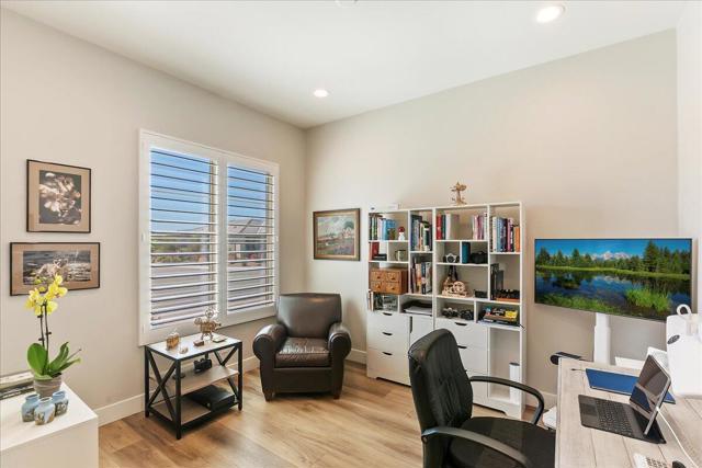 82440 Crane Drive, Indio CA: https://media.crmls.org/mediaz/aa790ae4-bf33-4849-b36f-d366709b44d9.jpg