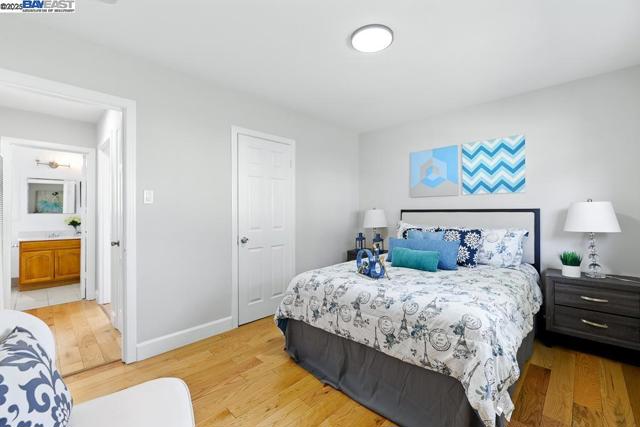 825 Billings Blvd, San Leandro CA: https://media.crmls.org/mediaz/aa796887-380e-4949-9812-3024f5af24eb.jpg