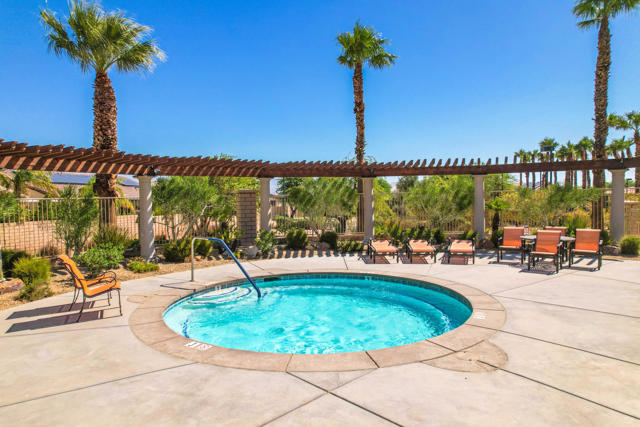 3854 Blue Sky Way, Palm Springs CA: https://media.crmls.org/mediaz/aa7a3dc6-535a-4a24-b267-c1062340d75a.jpg