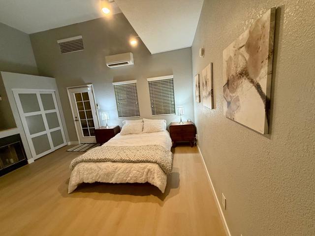 421 Sierra Vista Avenue, Mountain View CA: https://media.crmls.org/mediaz/aa7c3d76-df8d-427e-8dd3-9344564598d8.jpg