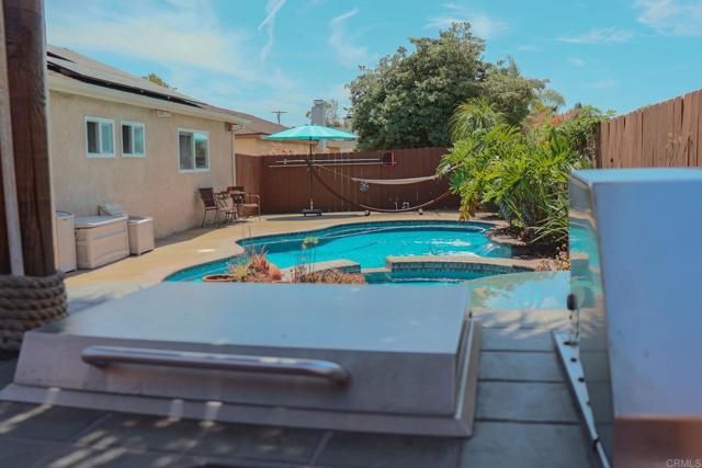 Detail Gallery Image 17 of 30 For 4410 Charger Bld, San Diego,  CA 92117 - 3 Beds | 2 Baths