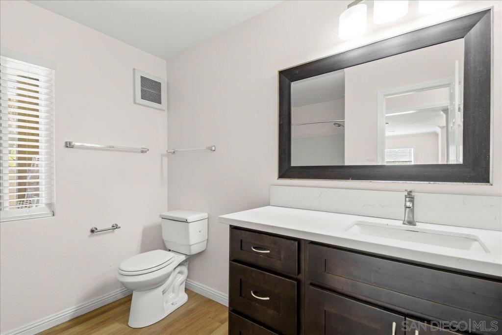 7545 Charmant Drive - photo 12