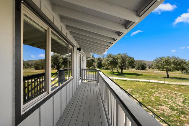 Detail Gallery Image 8 of 31 For 35556 Montezuma Valley Rd, Ranchita,  CA 92066 - 2 Beds | 1 Baths