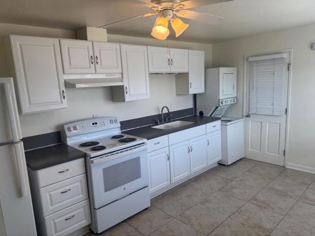 3769 Z St, San Diego CA: https://media.crmls.org/mediaz/aa8024d0-bc92-4e9c-8030-59d93eaa11bd.jpg