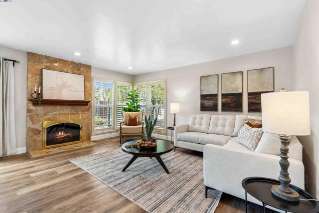 Image 21 of 58 For 38011 Temple Way