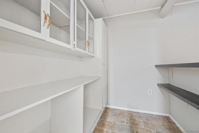 6734 Barnhurst Dr, San Diego CA: https://media.crmls.org/mediaz/aa80ac2d-6944-458c-a64e-25f7b253ac2f.jpg